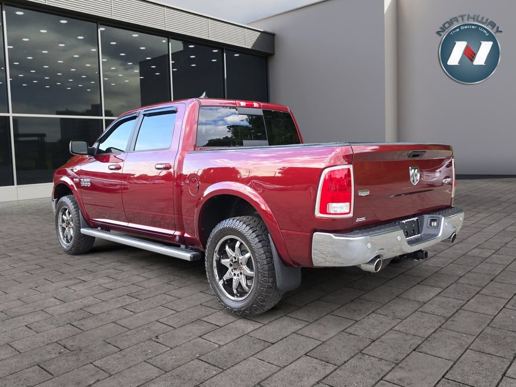 Used 2016 RAM 1500 Laramie w/ Convenience Group AWD/4WD image 3
