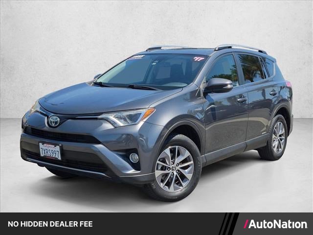 Used 2017 Toyota RAV4 XLE w/ Carpet Mat Package AWD/4WD image 1