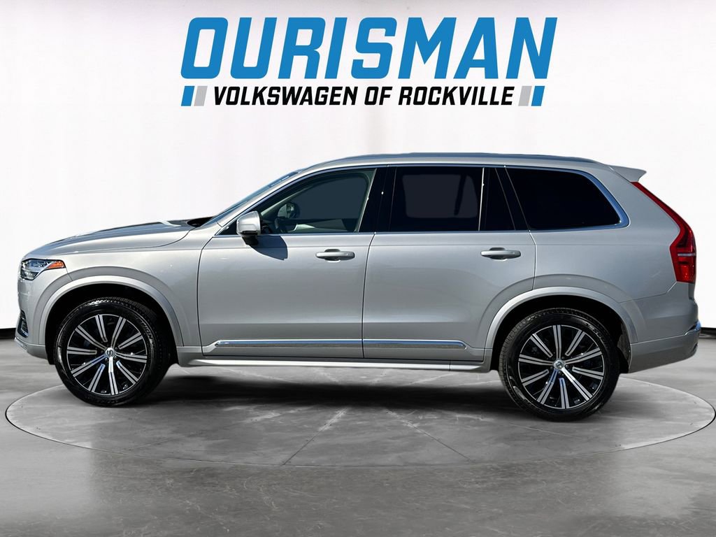 Used 2025 Volvo XC90 B5 Core AWD/4WD image 3