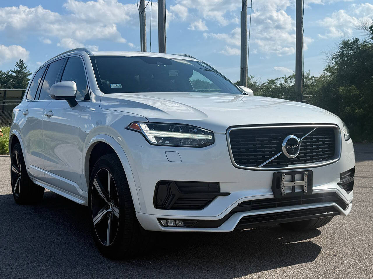 Used 2016 Volvo XC90 T6 R-Design w/ Vision Package AWD/4WD image 7