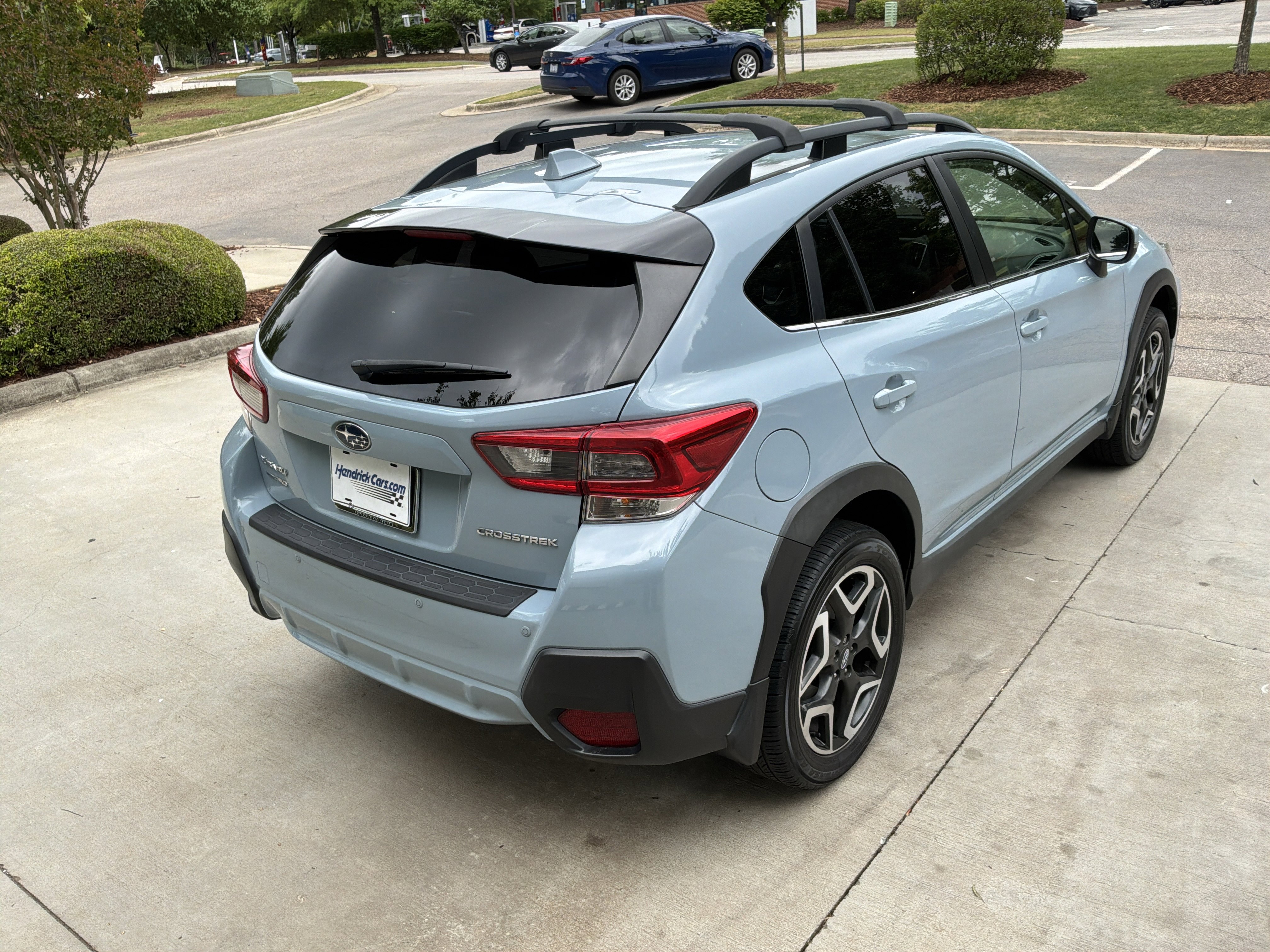 Used 2020 Subaru Crosstrek 2.0i Limited w/ Moonroof Package w/Navigation AWD/4WD image 10
