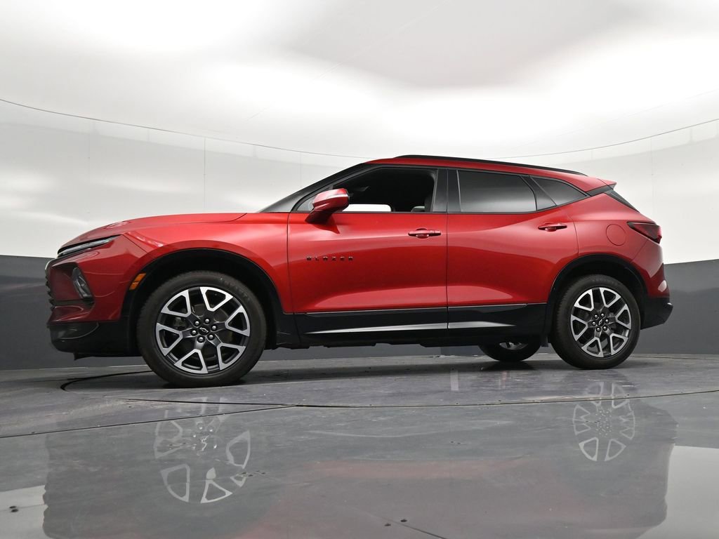 Used 2024 Chevrolet Blazer RS FWD image 36