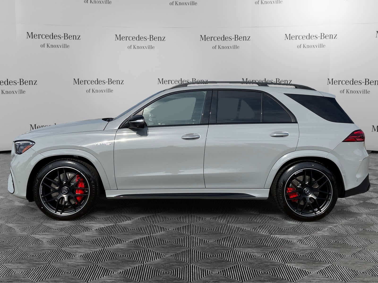 New 2026 Mercedes-Benz GLE 63 AMG S image 2