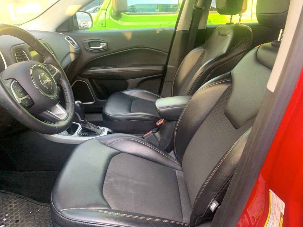 Used 2018 Jeep Compass Latitude w/ Popular Equipment Group image 10