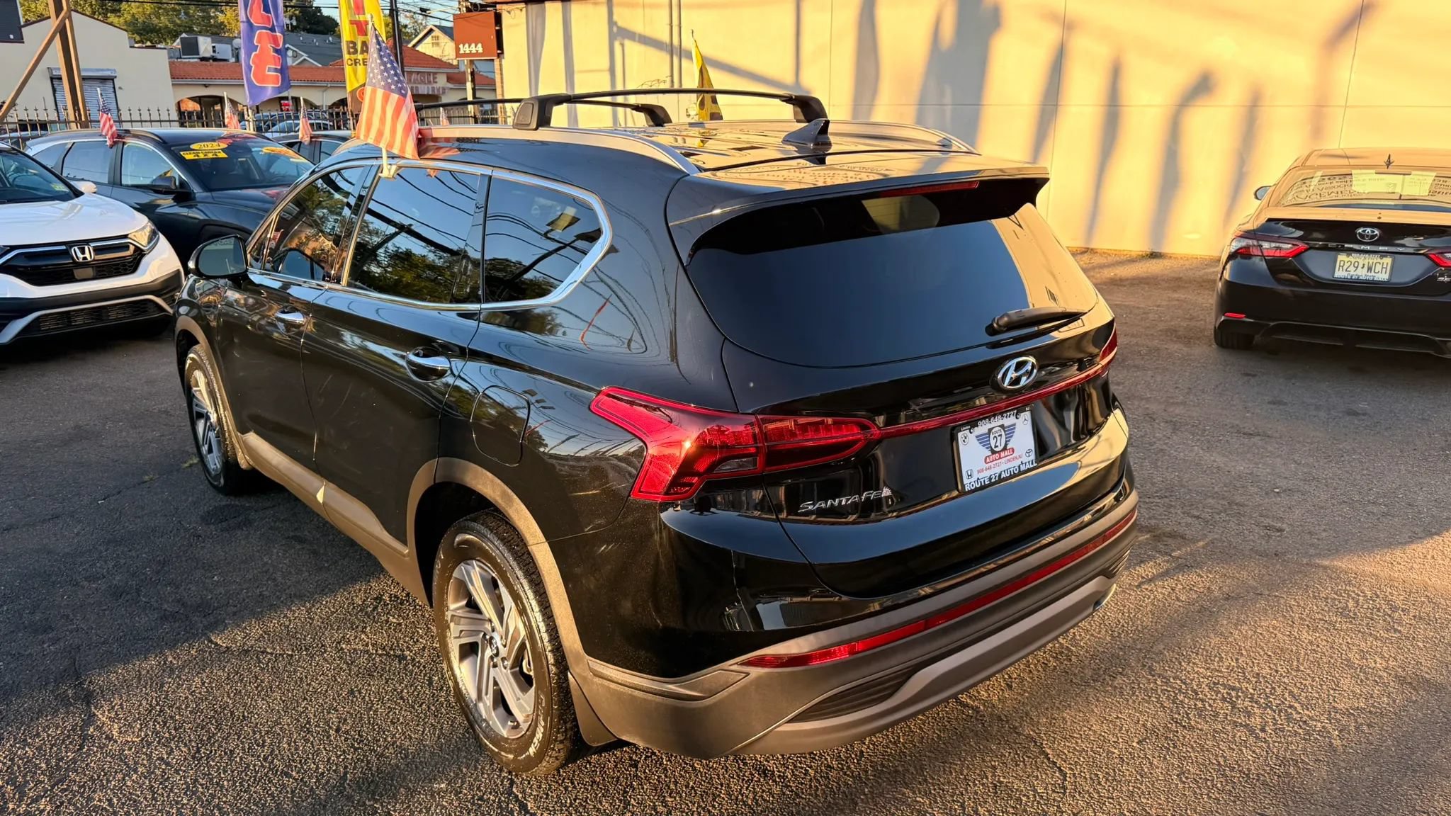 Used 2023 Hyundai Santa Fe SEL FWD image 5