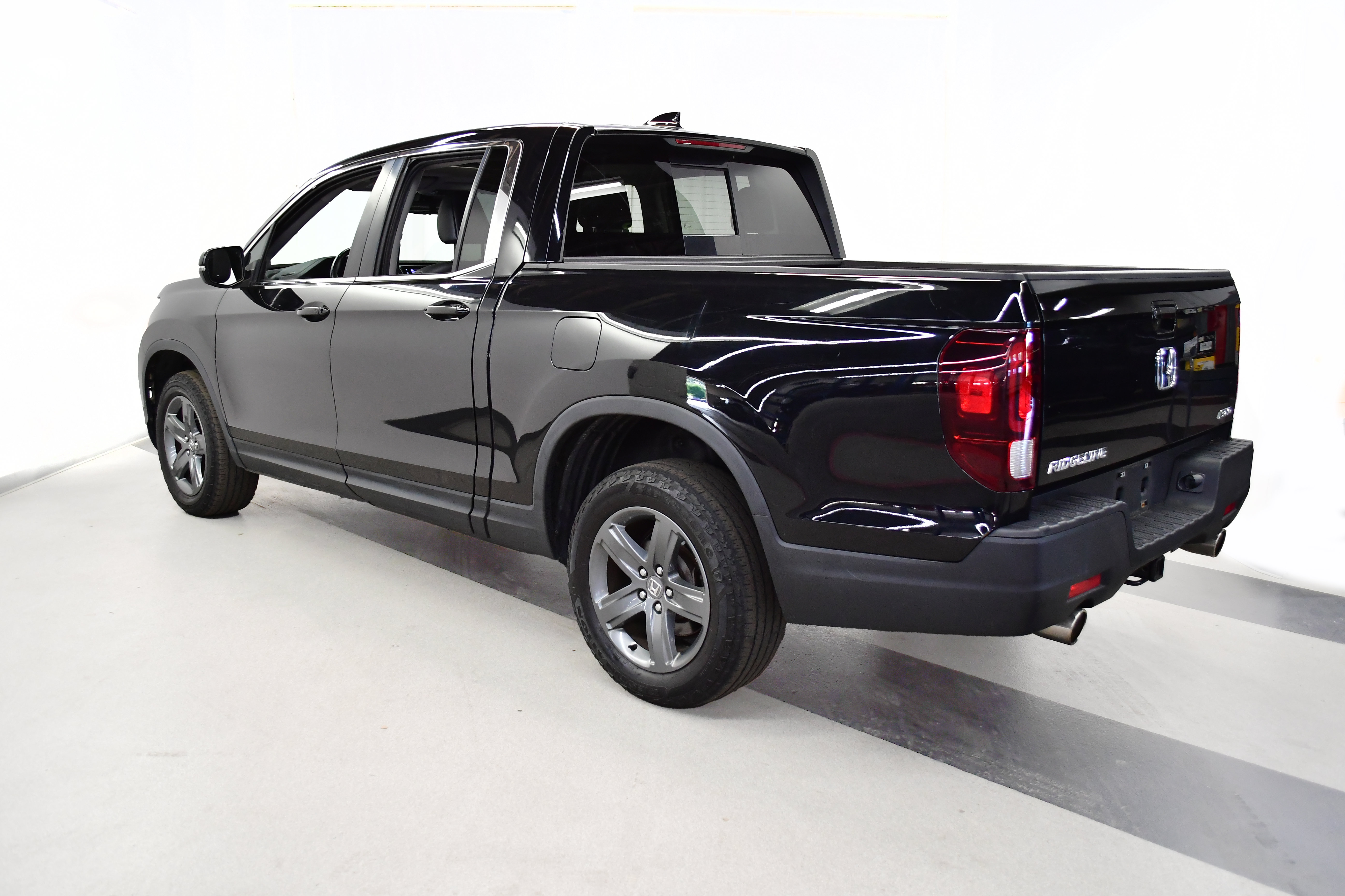 Used 2023 Honda Ridgeline RTL image 2