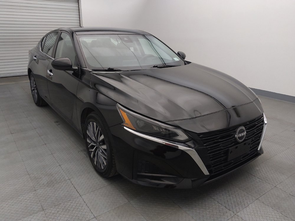 Used 2023 Nissan Altima 2.5 SV image 13