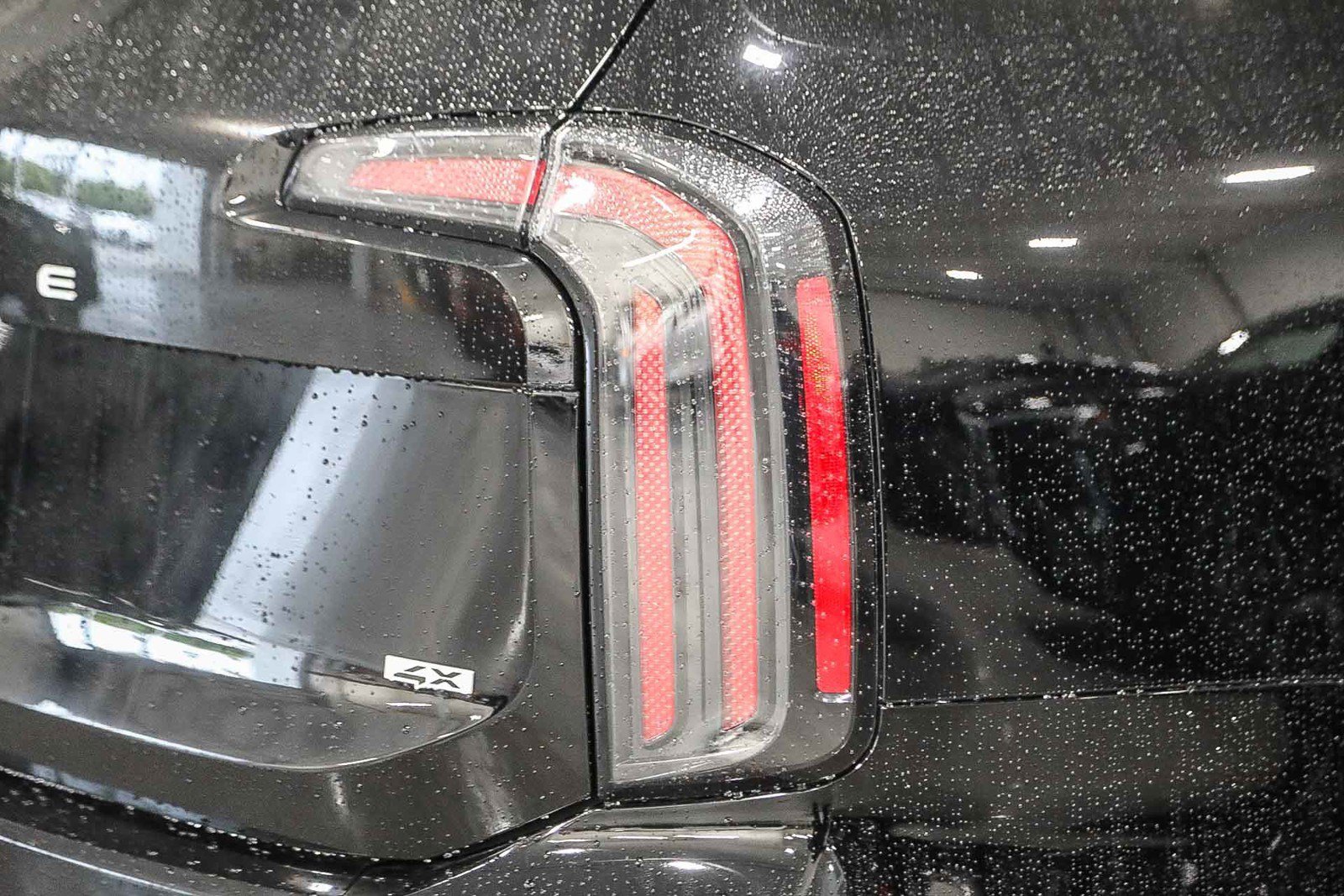 Used 2023 Kia Telluride SX Prestige image 9