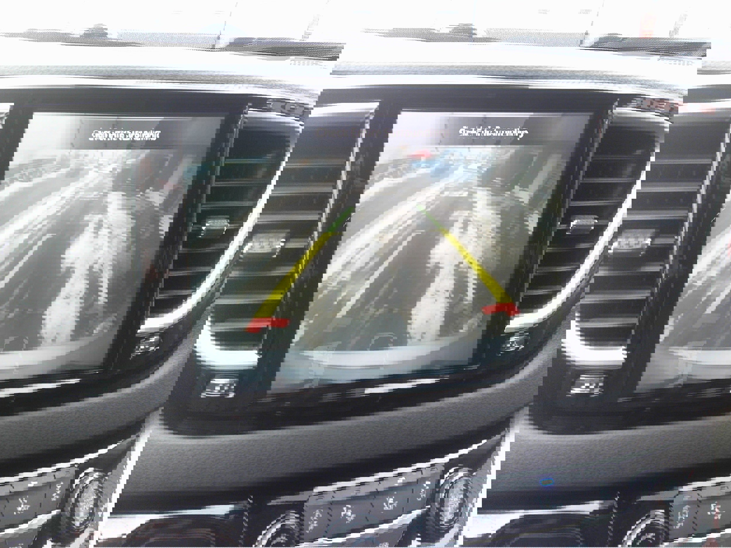 Used 2024 Chrysler Pacifica Touring-L image 22