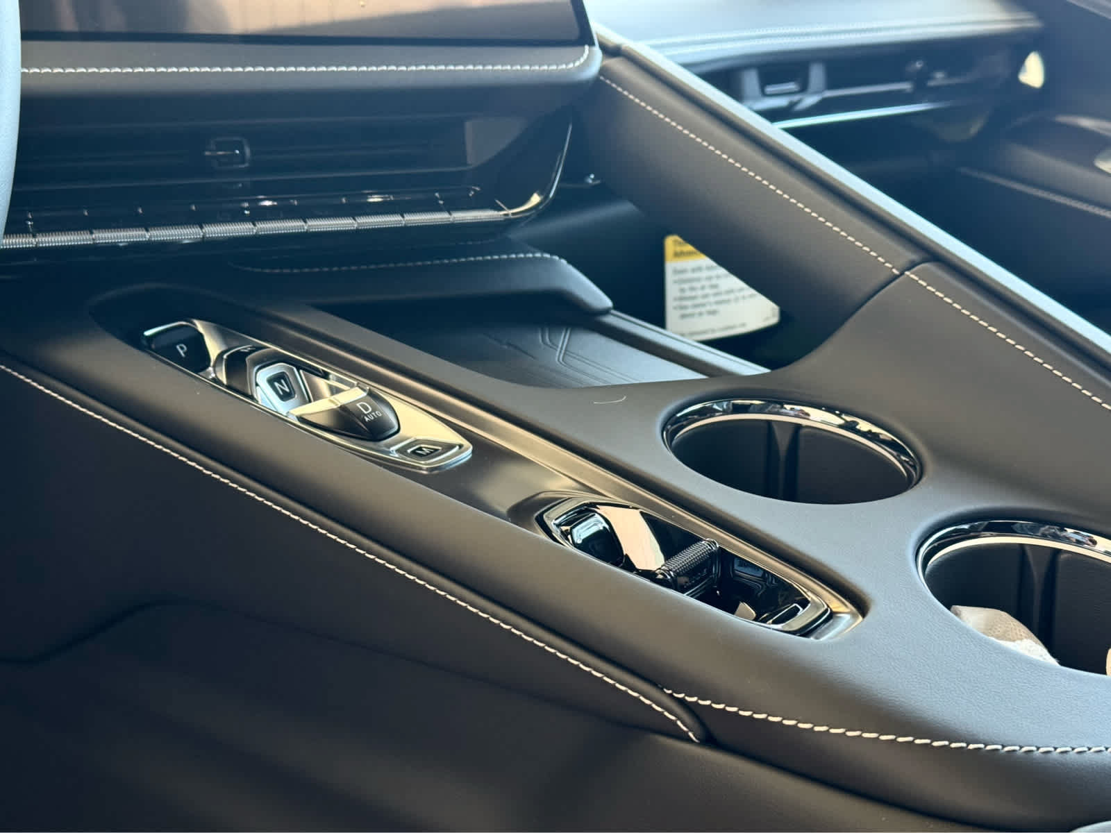 New 2027 Chevrolet Corvette Stingray Convertible w/ Stealth Interior Trim Package RWD image 7