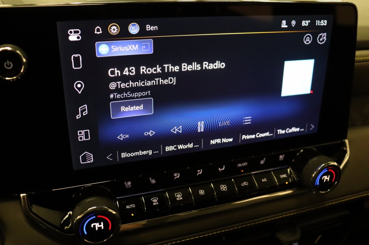 Used 2025 Chevrolet Colorado ZR2 w/ ZR2 Bison Edition image 27