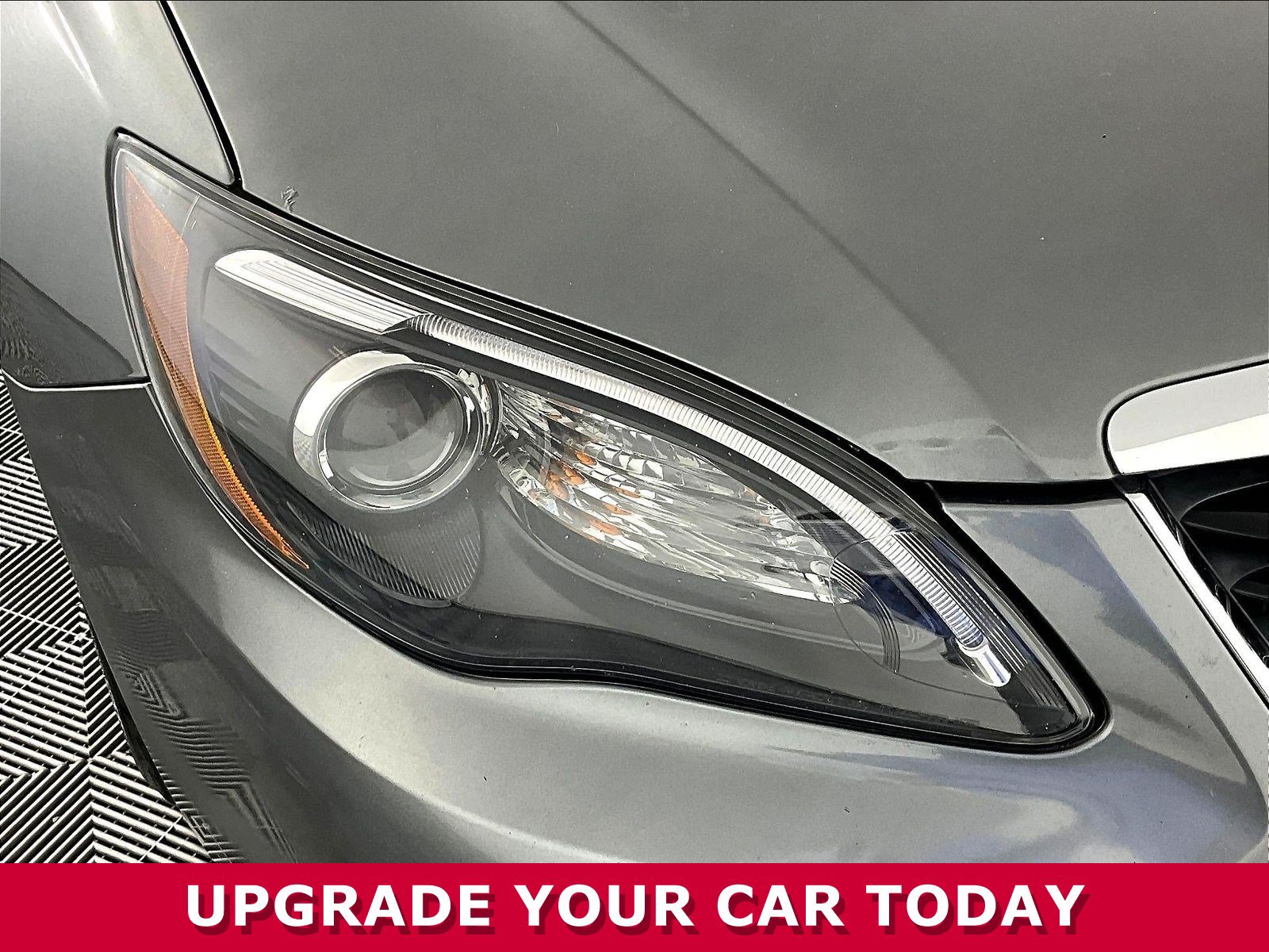 Used 2011 Chrysler 200 S FWD image 26