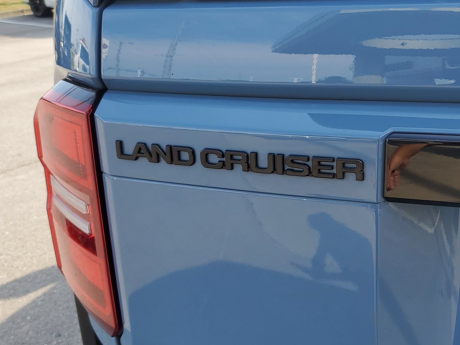 Certified 2026 Toyota Land Cruiser w/ Premium Package AWD/4WD image 7
