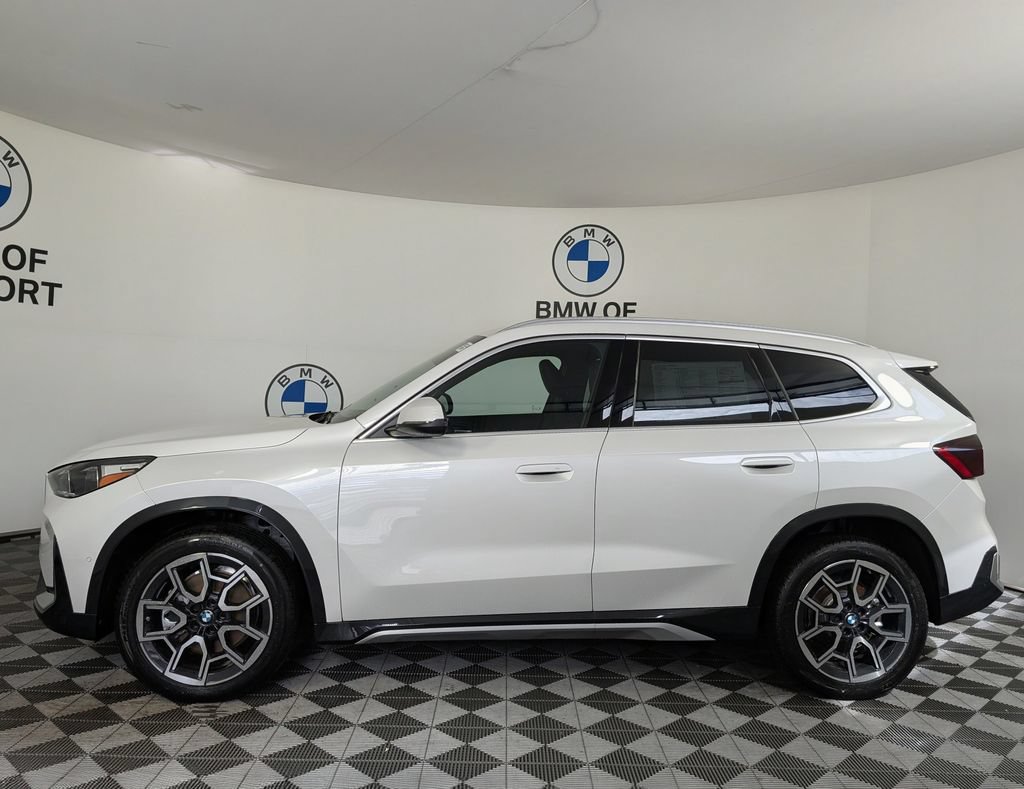 New 2026 BMW X1 xDrive28i w/ Convenience Package AWD/4WD image 9