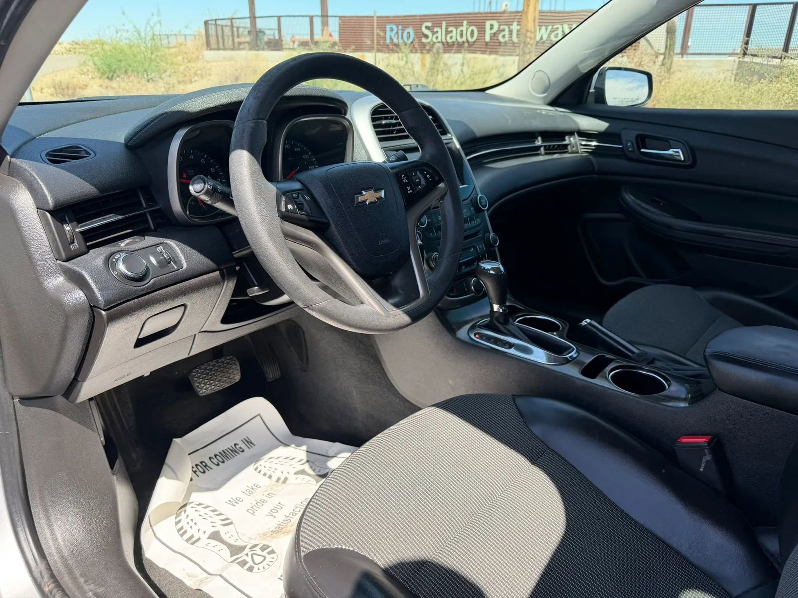 Used 2015 Chevrolet Malibu LT w/ Power Convenience Package image 8