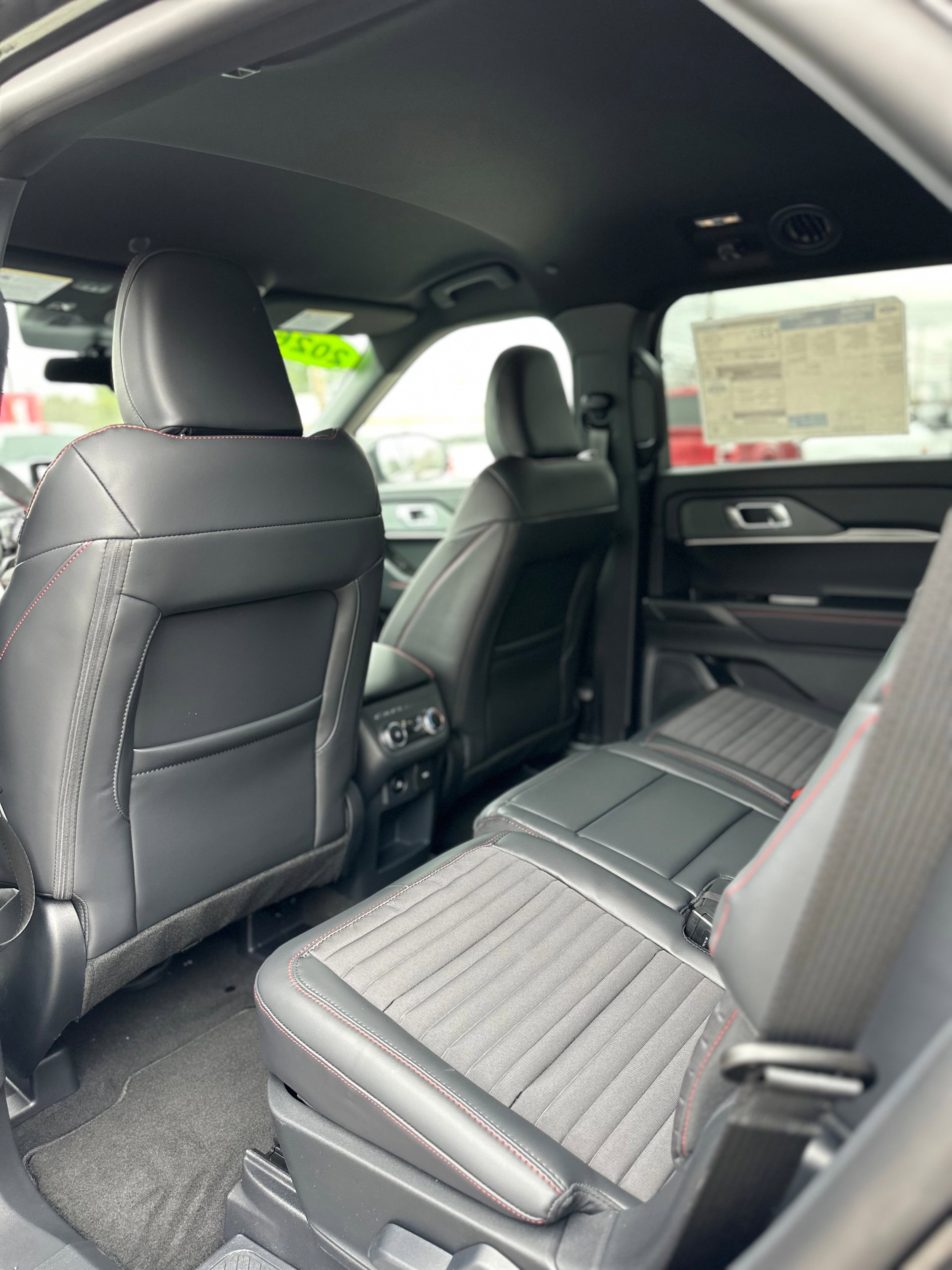 New 2026 Ford Explorer ST-Line AWD/4WD image 24