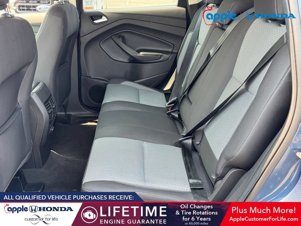 Used 2018 Ford Escape SE w/ SE Sync 3 Package AWD/4WD image 19
