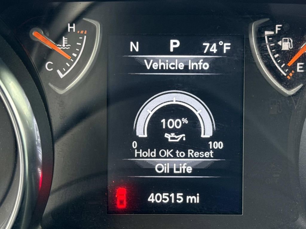 Used 2022 Jeep Gladiator Sport image 41