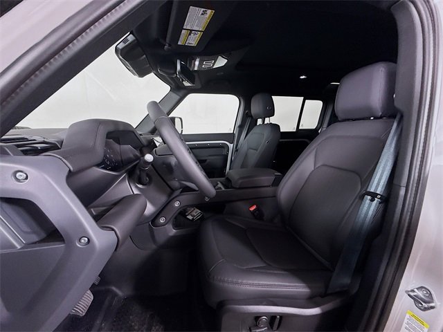 New 2026 Land Rover Defender 110 X-Dynamic SE image 11