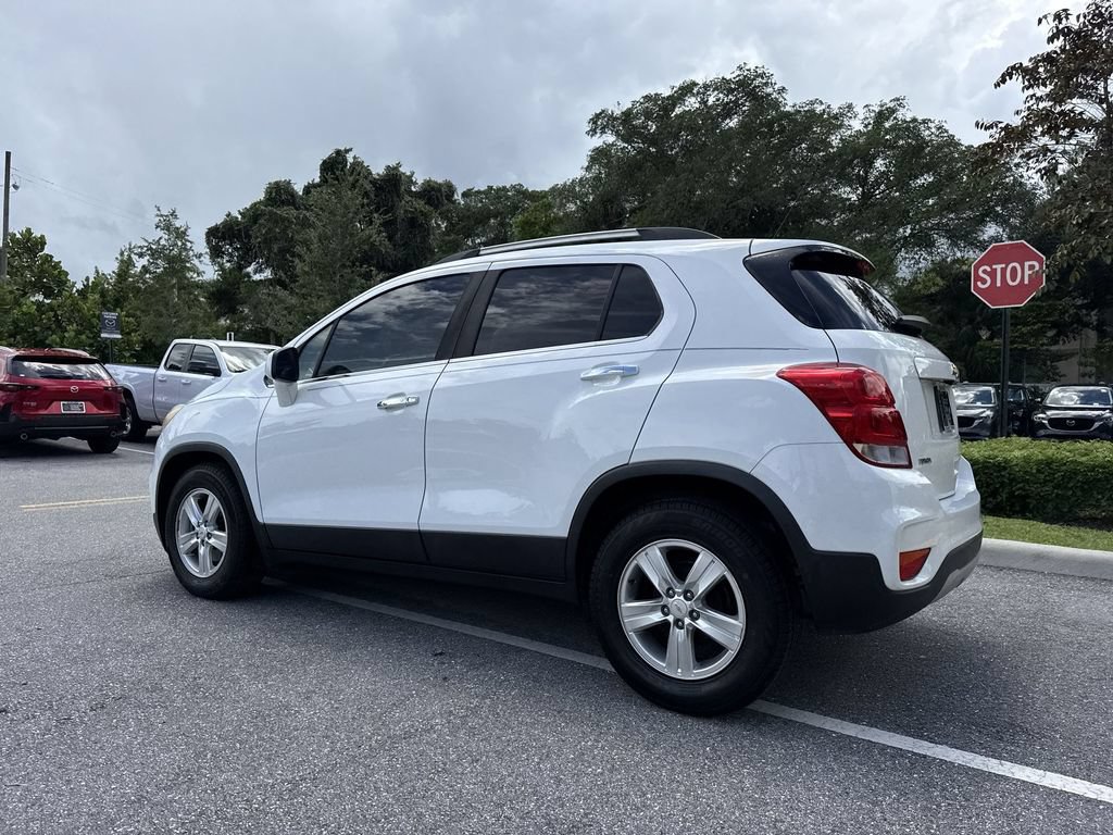 Used 2019 Chevrolet Trax LT w/ LT Convenience Package FWD image 26