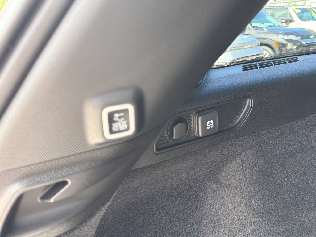 Used 2024 Jeep Grand Cherokee Overland RWD image 20