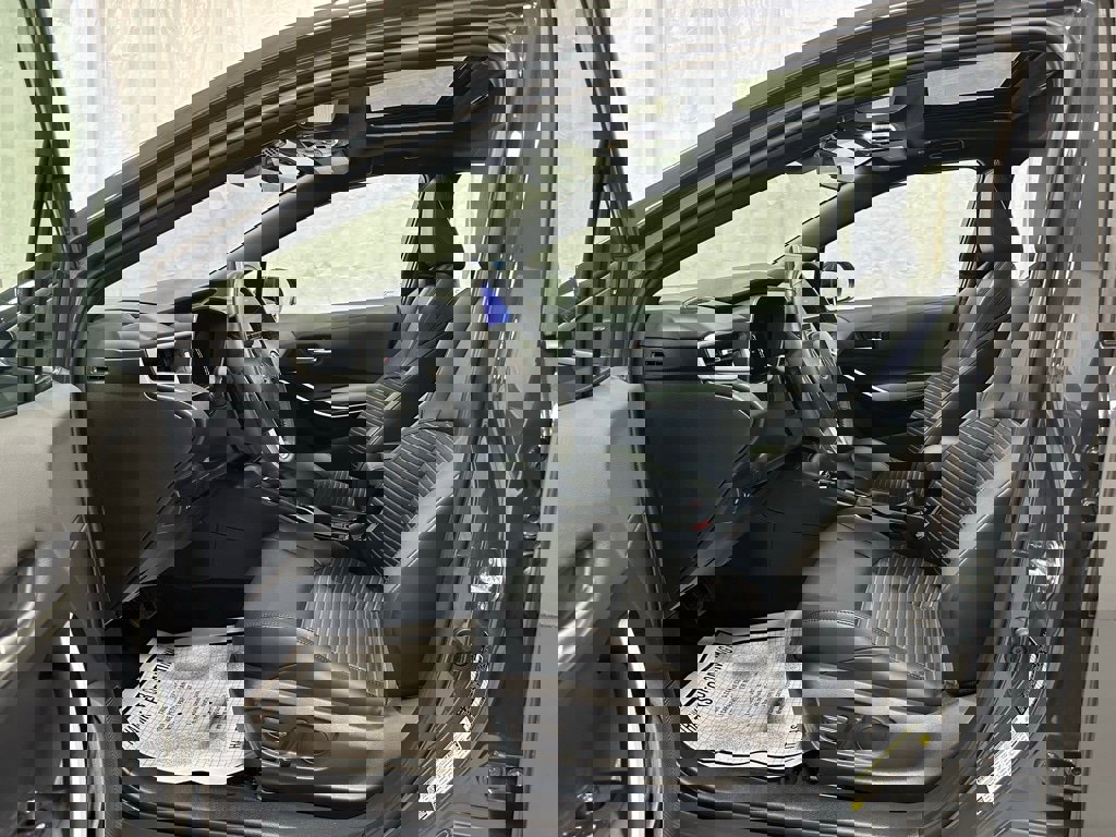 Used 2025 Toyota Corolla XSE image 10