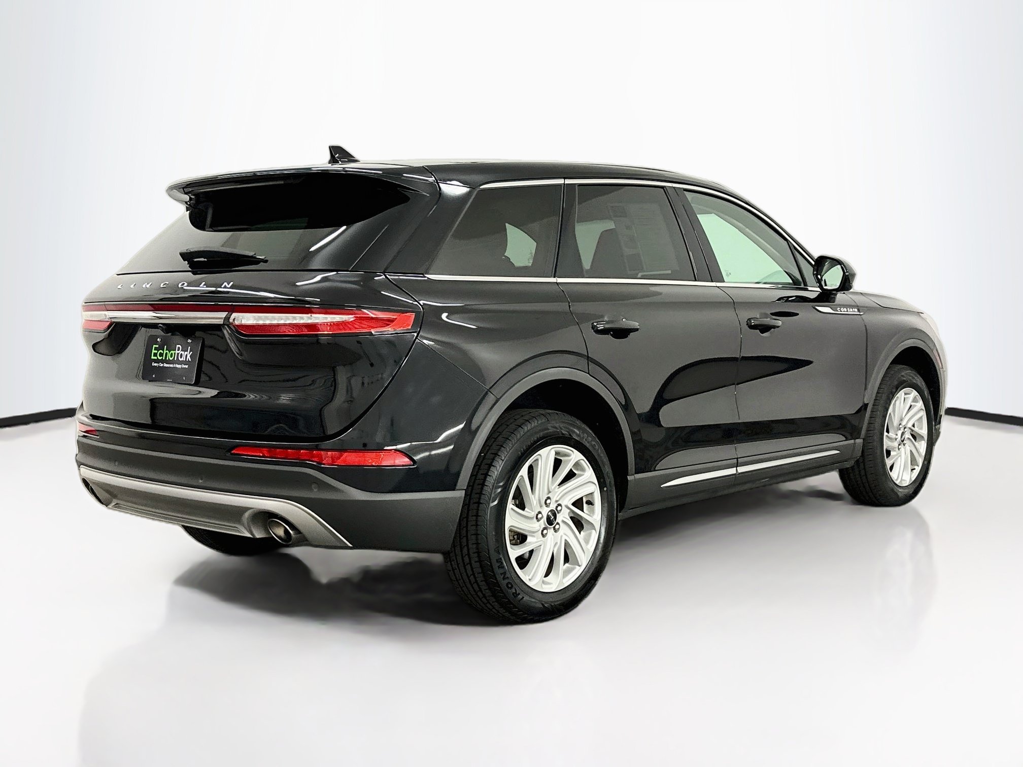 Used 2023 Lincoln Corsair AWD image 9