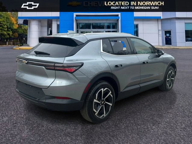 New 2026 Chevrolet Equinox EV LT AWD/4WD image 5
