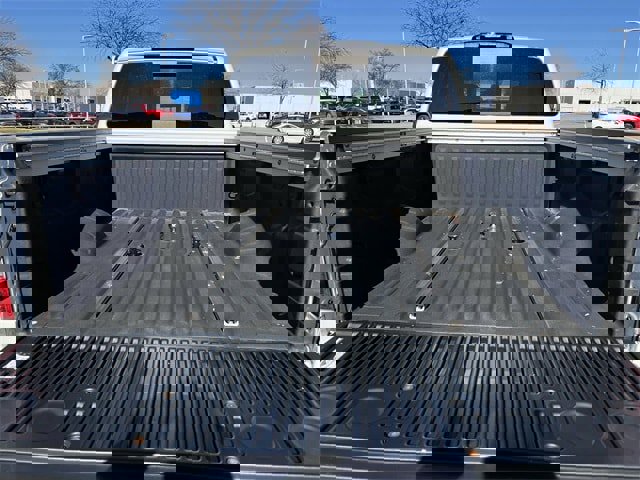 Used 2019 Nissan Titan PRO-4X w/ Pro-4x Convenience Package image 32