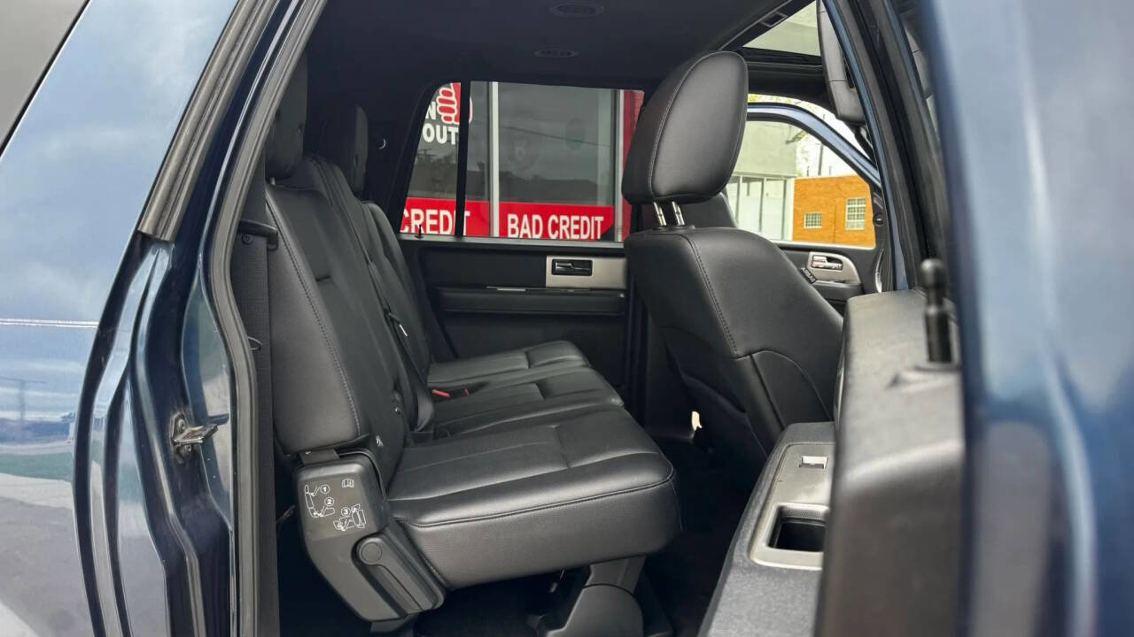 Used 2017 Ford Expedition EL XLT w/ Equipment Group 202A AWD/4WD image 20