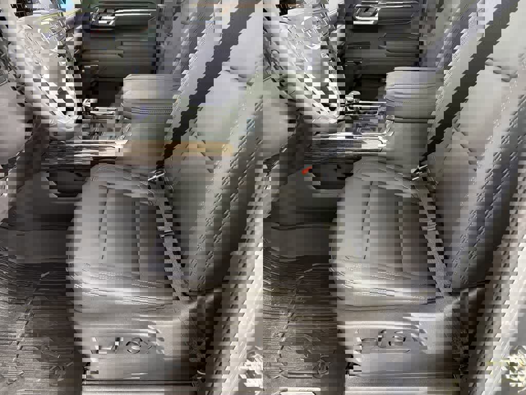 New 2025 GMC Sierra 1500 Elevation w/ Elevation Premium Package image 13