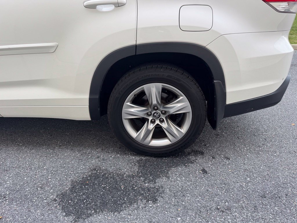 Used 2018 Toyota Highlander Limited AWD/4WD image 17