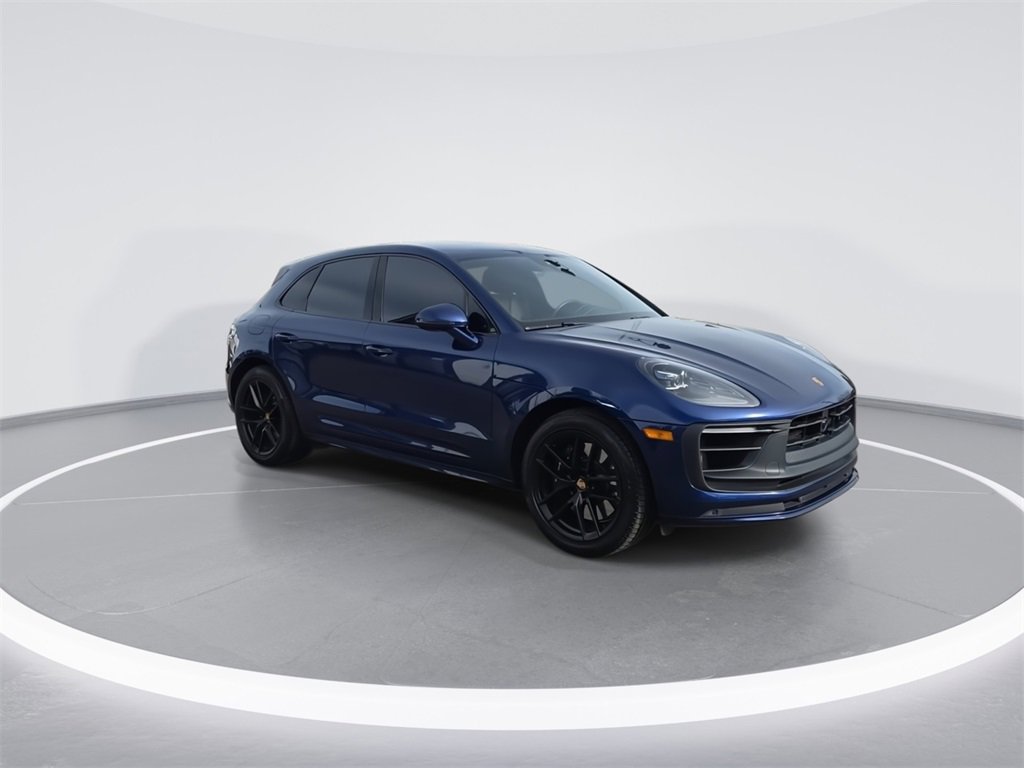 Used 2024 Porsche Macan GTS image 2