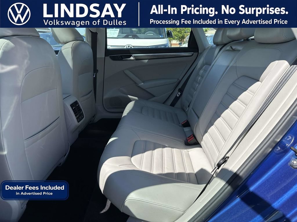 Used 2017 Volkswagen Passat 1.8T SEL Premium FWD image 14