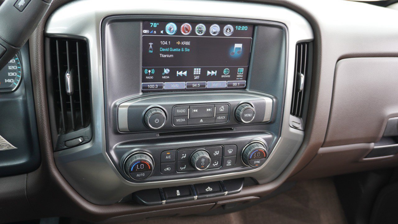 Used 2018 Chevrolet Silverado 1500 LT w/ Texas Edition RWD image 15