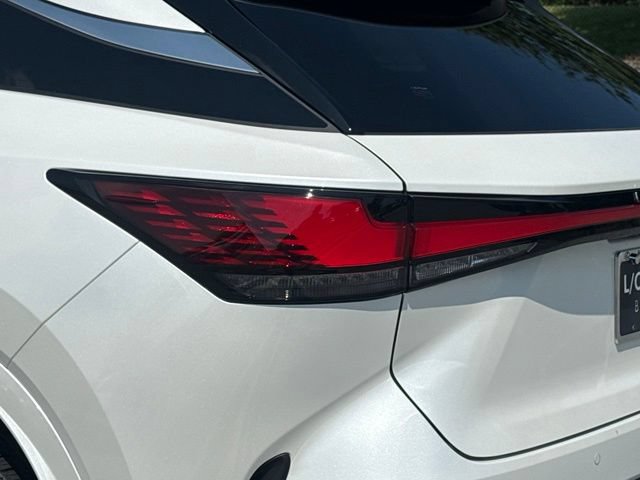 Used 2025 Lexus RX 350 Premium w/ Accessory Package (Z1) FWD image 16