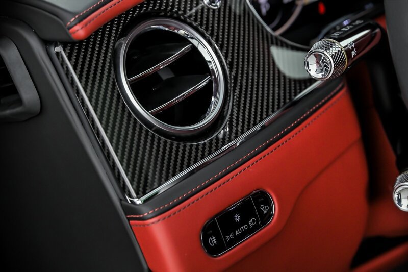 Used 2021 Bentley Flying Spur W12 AWD/4WD image 29