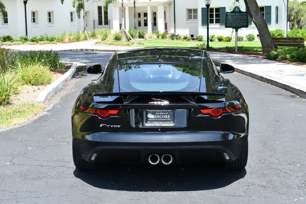 Used 2018 Jaguar F-TYPE Coupe RWD image 5