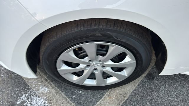 Used 2024 Toyota Corolla LE image 34