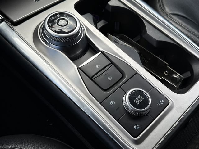 Used 2020 Ford Explorer XLT w/ Equipment Group 202A image 34