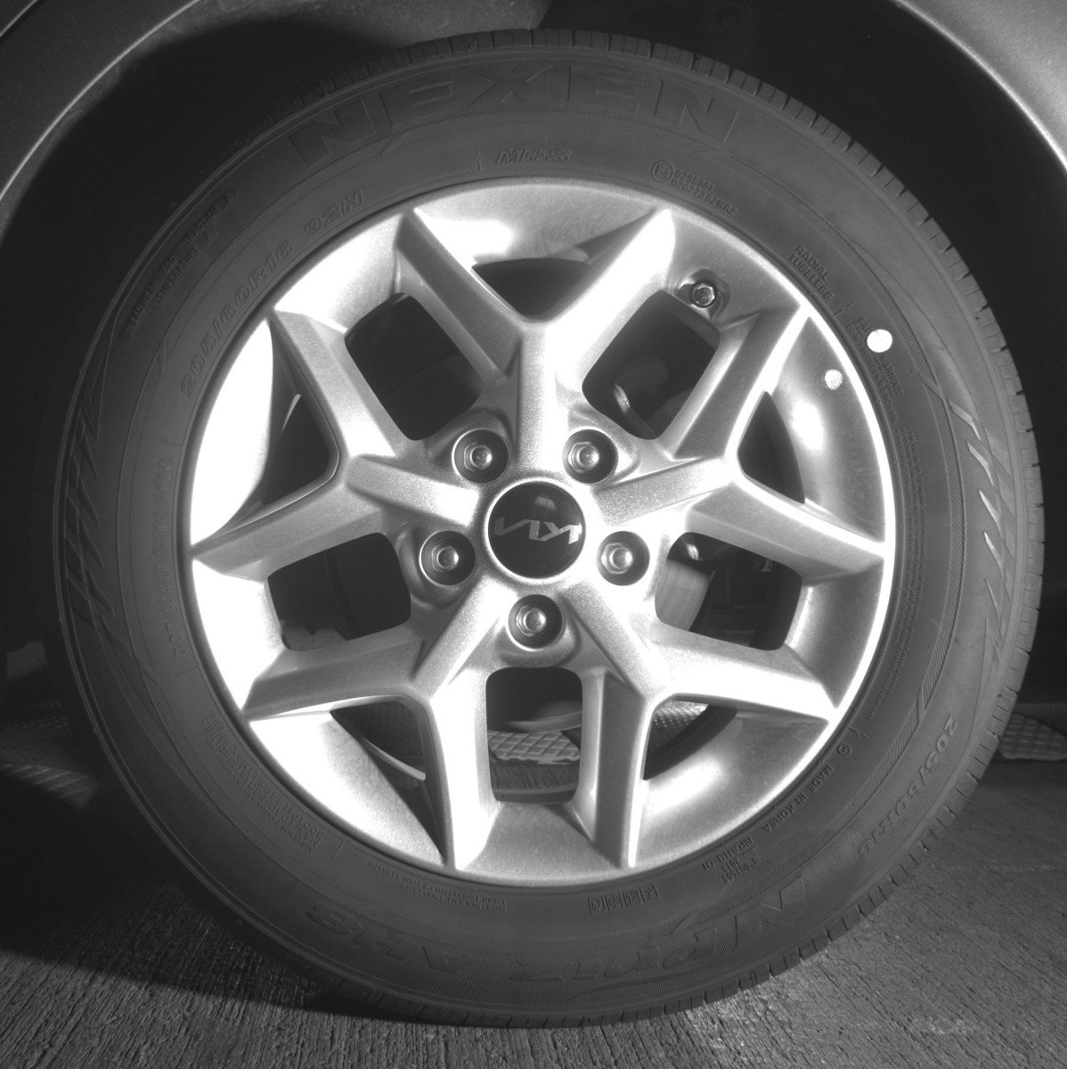 Used 2025 Kia Soul LX w/ LX Technology Package image 14