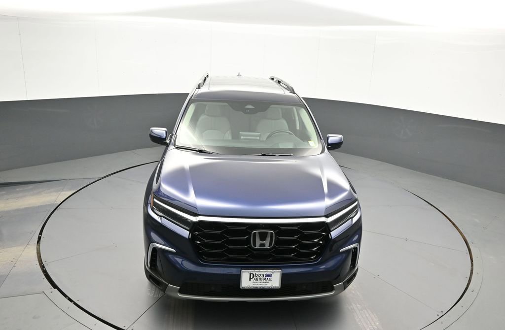 Certified 2024 Honda Pilot Elite image 37