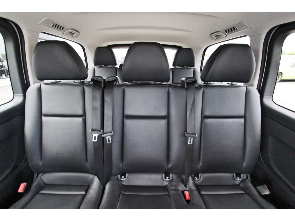 Used 2023 Mercedes-Benz Metris Passenger image 14