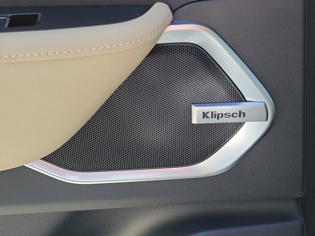 New 2026 Nissan Armada Platinum Reserve image 13