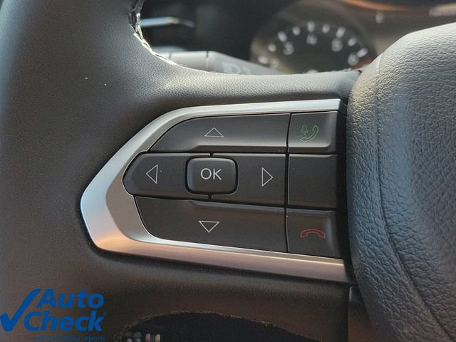 Used 2025 Jeep Compass Latitude AWD/4WD image 26