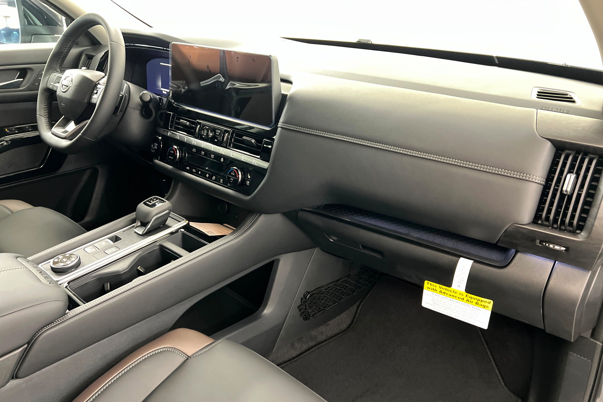 New 2026 Nissan Pathfinder Platinum w/ Cargo Package AWD/4WD image 25