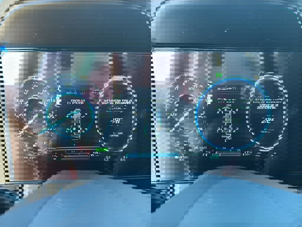 New 2026 Hyundai Elantra Sport image 17