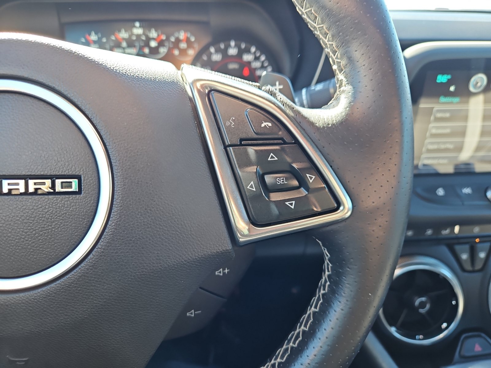 Used 2016 Chevrolet Camaro SS RWD image 23
