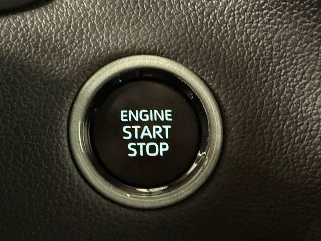 Certified 2025 Toyota Tundra Limited image 24