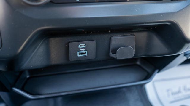 Used 2022 Ford F150 XL w/ Trailer Tow Package image 25